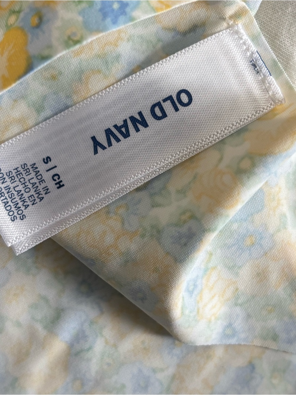 Old Navy Women’s Pastel Thong Panty Pack - Pink, Yellow, White, Floral - Picture 2 of 3